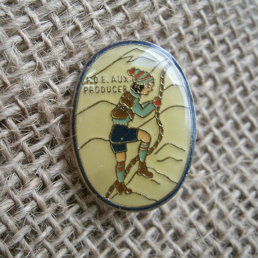 Vintage Fraternal Order of Eagles Aux Producer Pin FOE